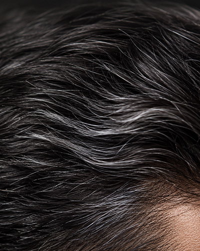 Cabello de hombre mujer con OMC, matizador de canas y efecto de la queratina vegetal